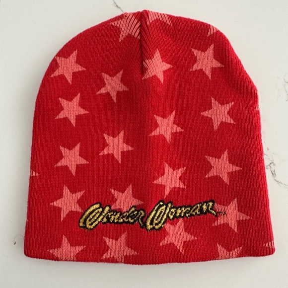 Drew Select Collection DC Comics Red Wonder Woman Star Beanie OS - Picture 1 of 4